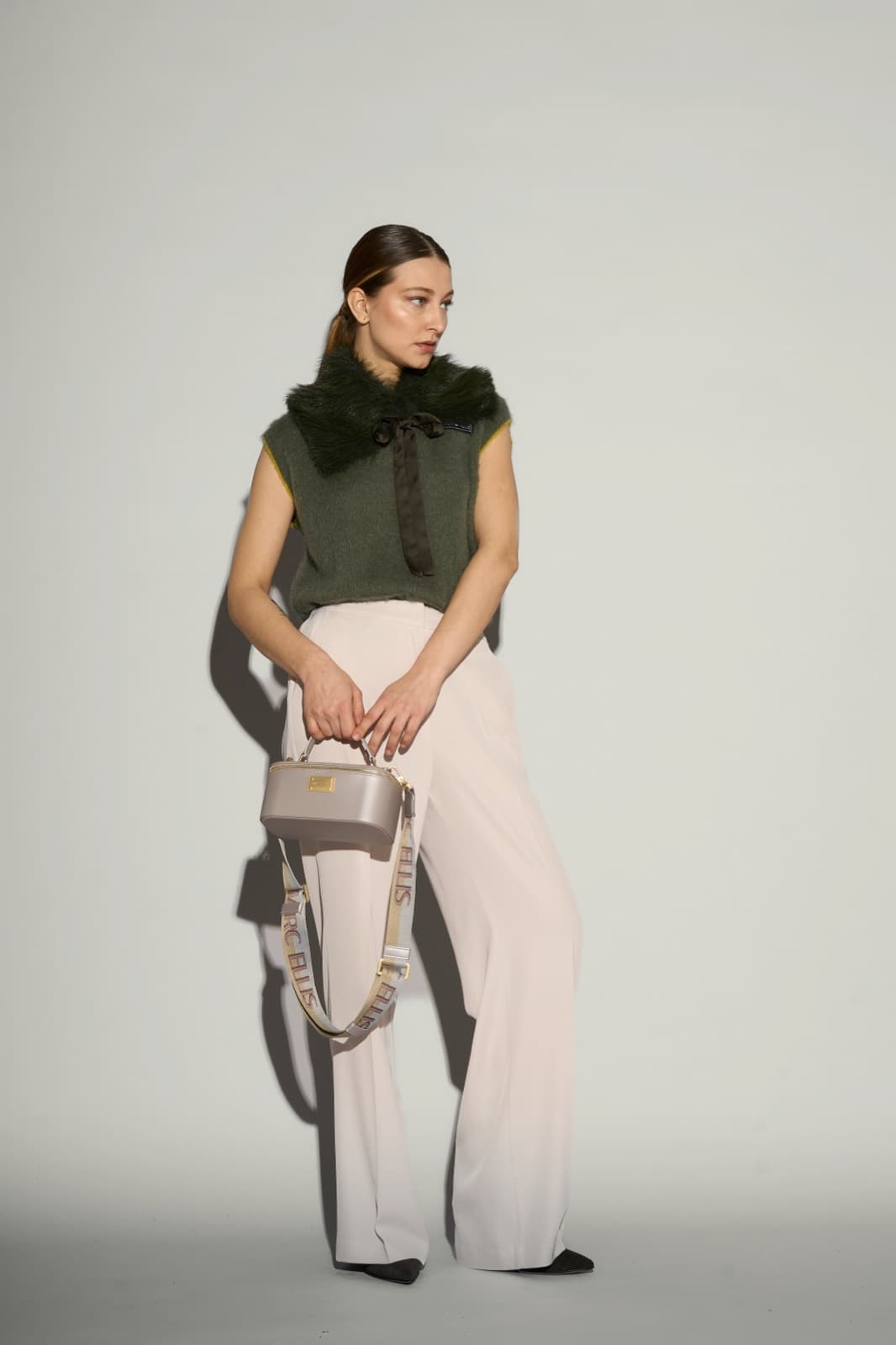 Marc Ellis — look 1 dello shooting FW26-27